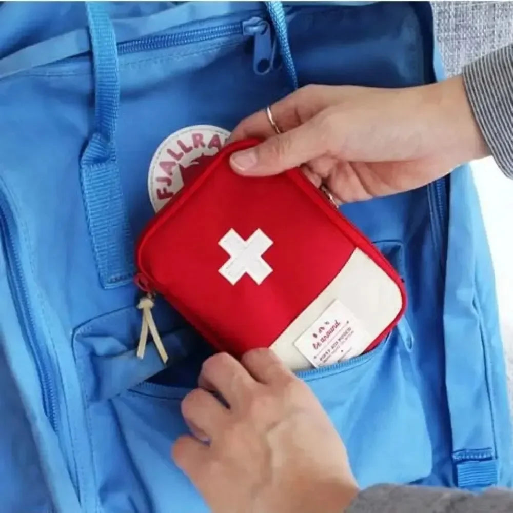 Wholesale Home First Aid Small Medicine Kit Home Medicine Storage