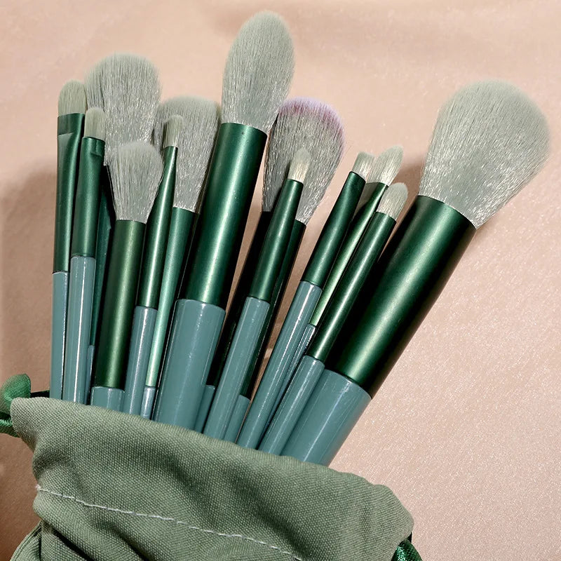 13Pcs A Set Soft Fluffy Makeup Brushes For Cosmetics Foundation Blush Powder Eyeshadow Kabuki Blending Makeup Brush Beauty Tools