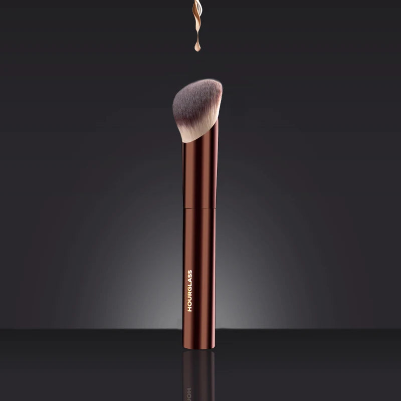 Hourglass Makeup Brush- No.21 Ambient Soft Glow Foundation Brush Soft