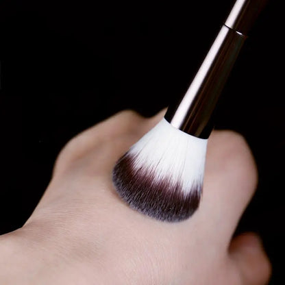 Makeup brush, powder brush, blush brush, loose powder brush, exquisite