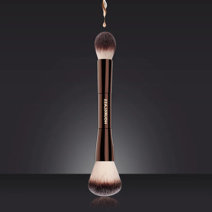 Hourglass Makeup Brush- No.17 Lighting Edit Brush Soft Fiber Hair