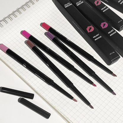 Lip liner, lip brush, lip pencil, one-piece outline, three-dimensional