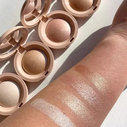 Rare Beauty Light Silky Touch Innovative Highlighter Transferproof