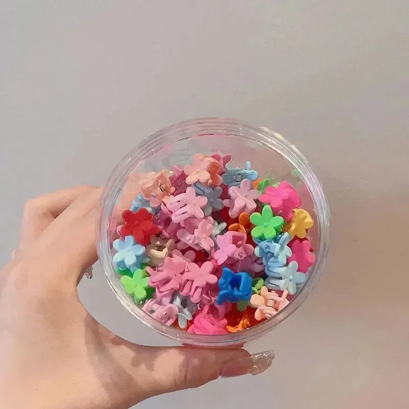 50pcs Minimalist Solid Hair Claw Mini Cute Banana Clip Cartoon