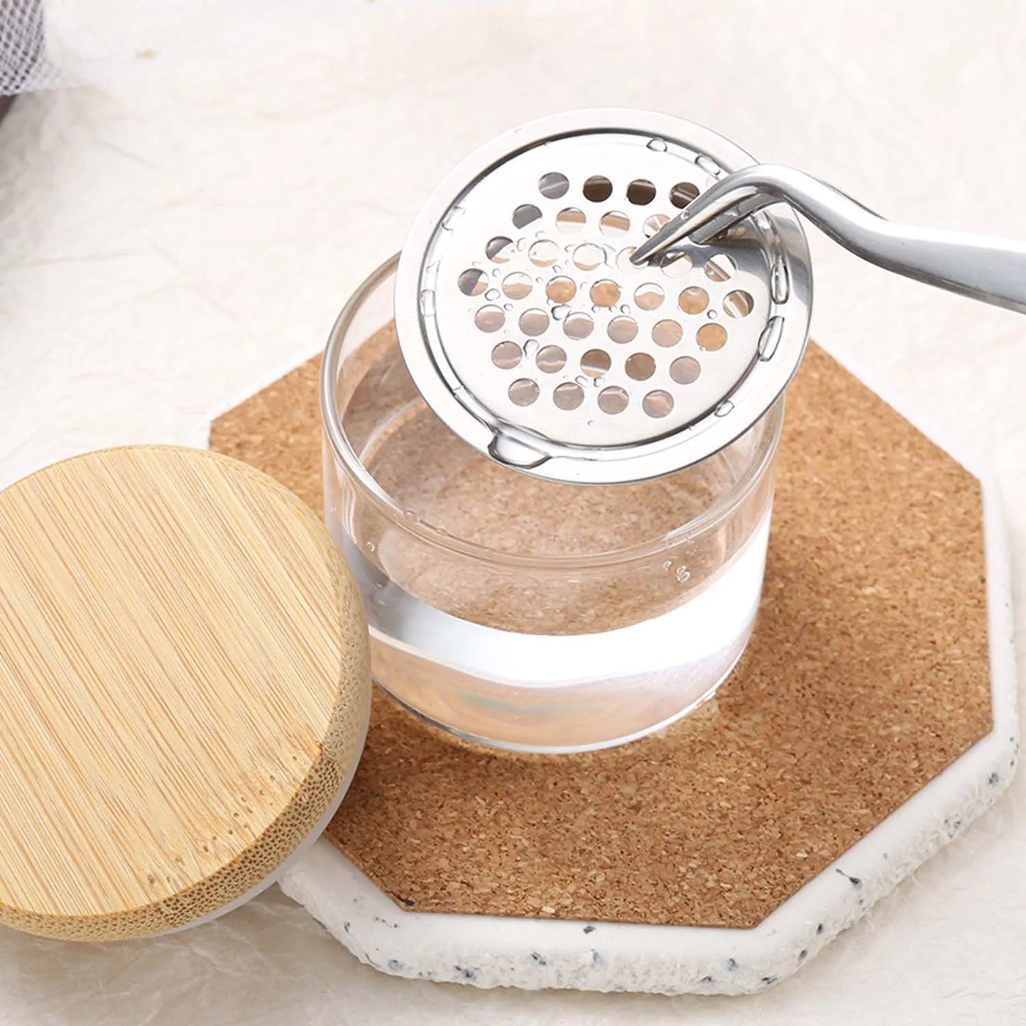 Nail Brush Cleaner Cup Wash Pen Brush Cup with Stainless Steel Mesh
