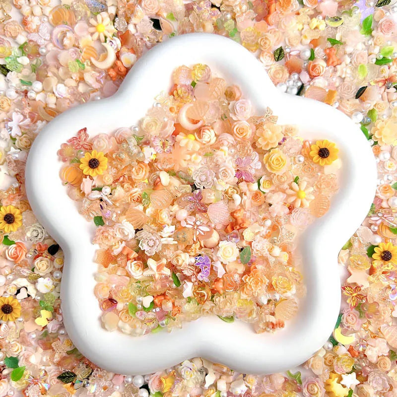 100PCS Random Mixed Strawberry Flowers Nail Charms Sweet Resin