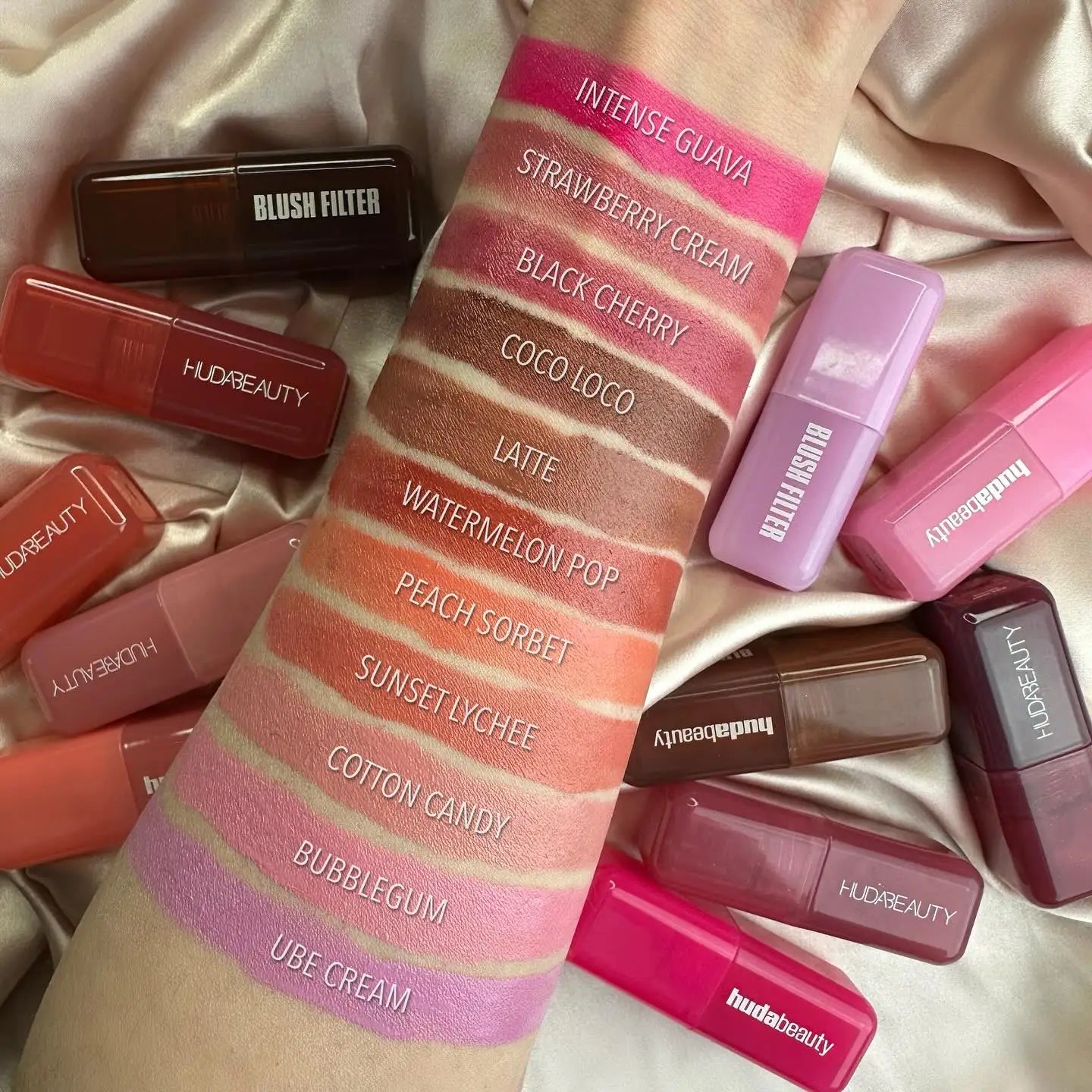 Huda Beauty Blush Filter Soft Glow Liquid Blush Shiny Lip Gloss