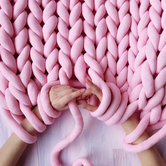 Create Cozy Magic: 100g Coarse Yarn Thick Super Bulky Chunky Yarn - Perfect for DIY Blankets, Rugs, and Pillow Making!