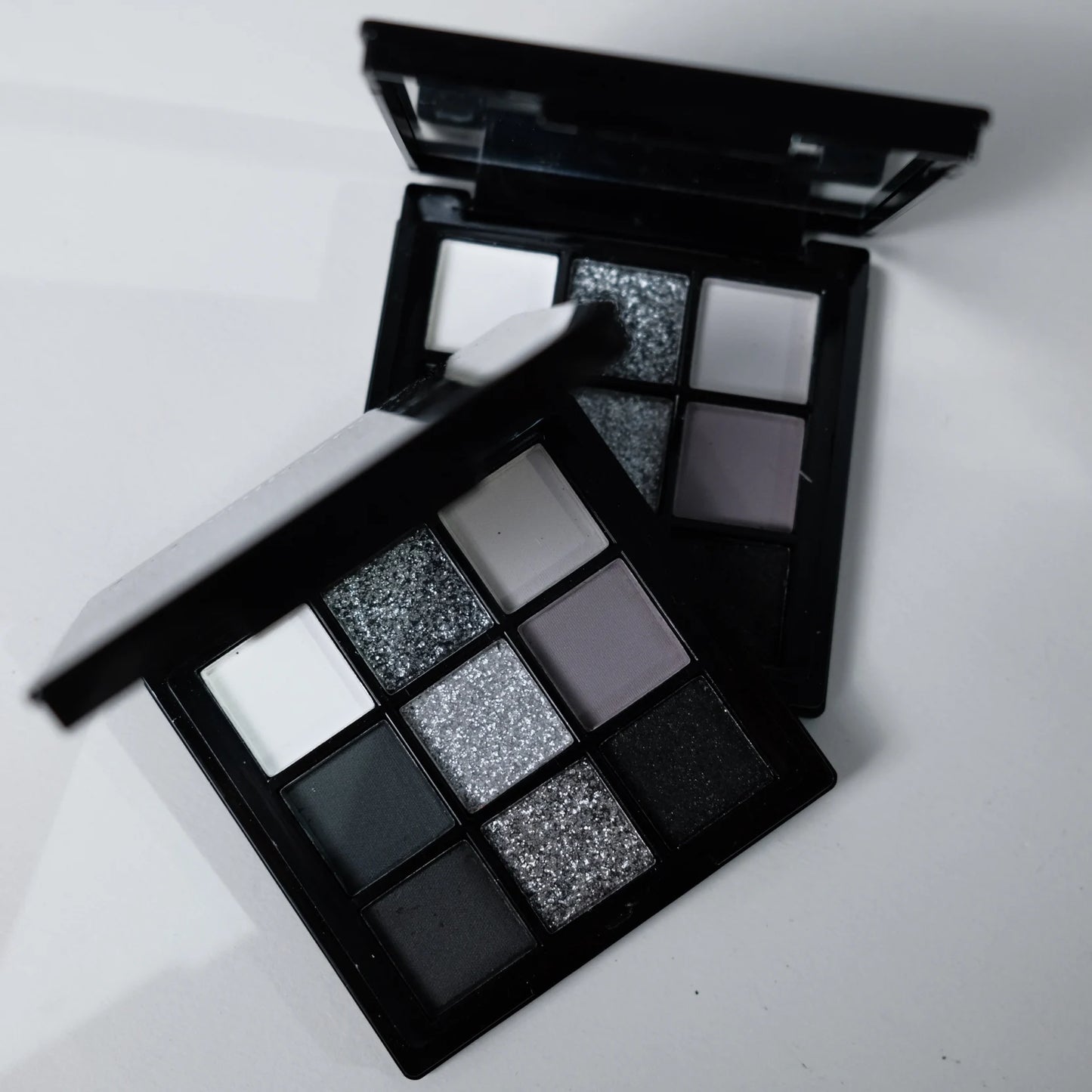 9 Colors Eye shadow Palette, Dark Black Grey Silvery Color Shimmer
