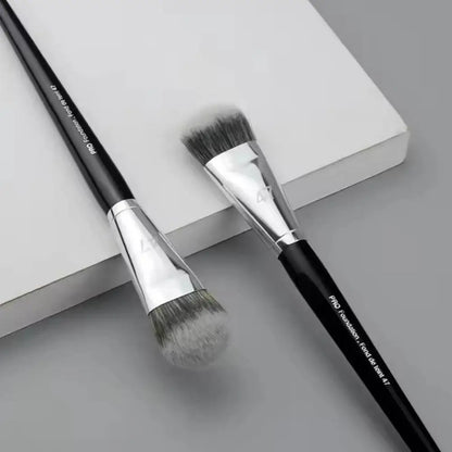 Sephora No.47 bevel angle foundation brush professional slope liquid