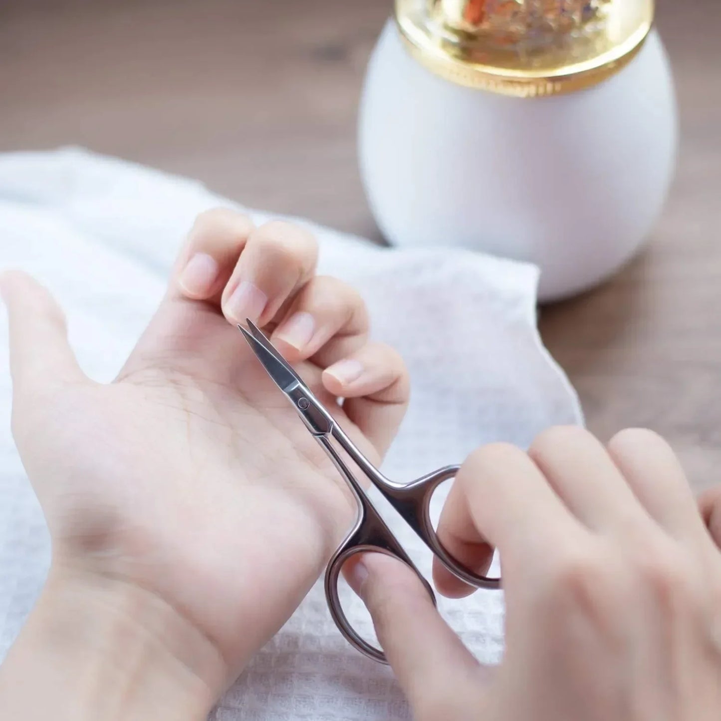 Cuticle Scissors Nail Cuticle Clippers Trimmer Dead Skin Remover